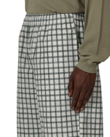 5897724
