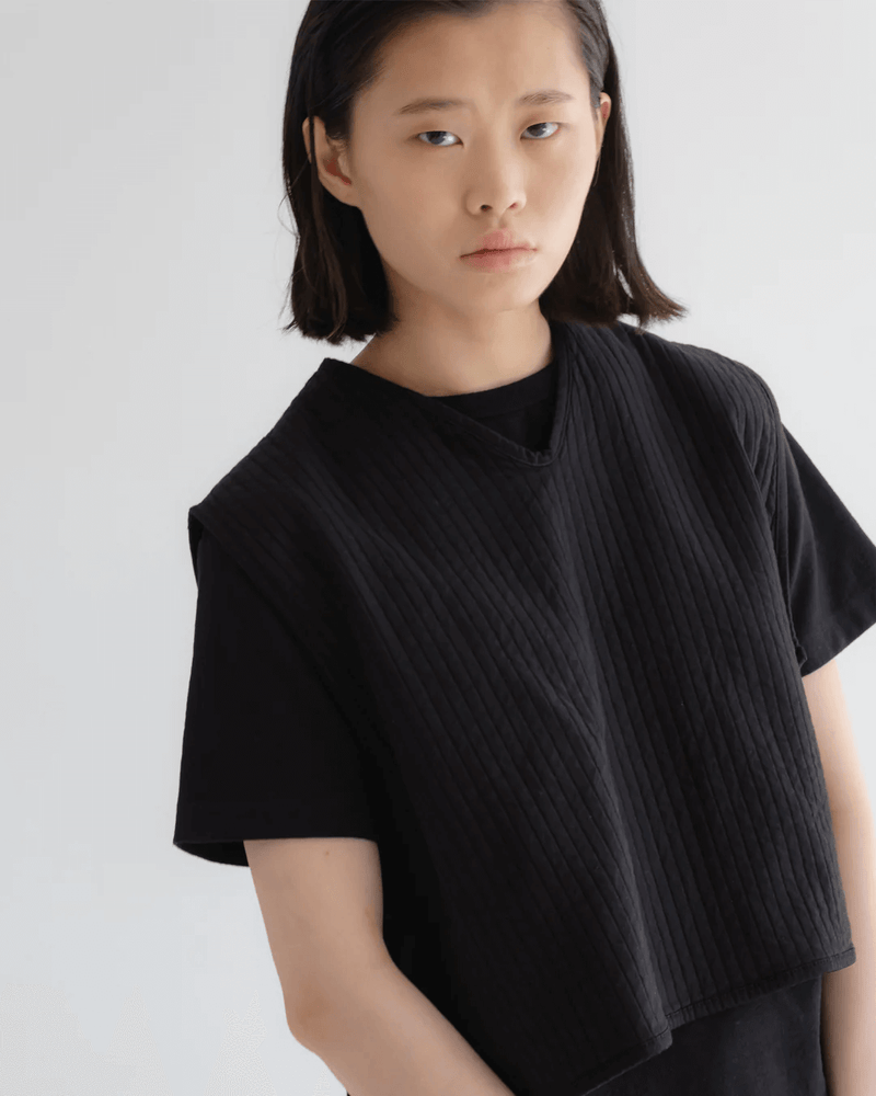 GIRLS OF DUST Vee Vest Armor Cotton Black